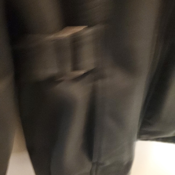 Free Tech Coat - Picture 5 of 8